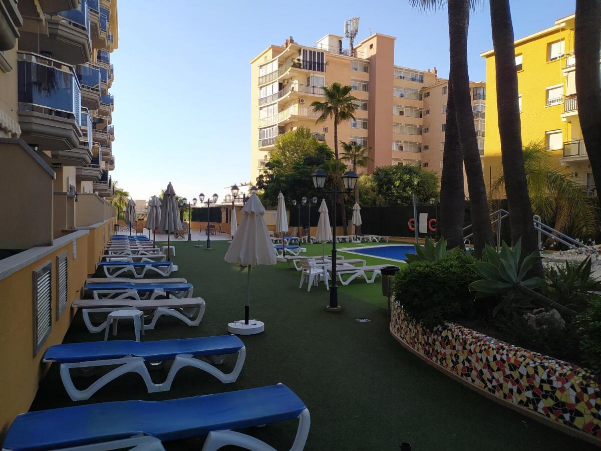 Fuengirola Apartamento Vacacional Mediterraneo Real Esterno foto